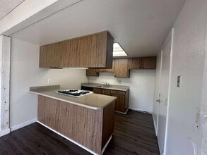 10930 Scotsman Way in Rancho Cordova, CA - Foto de edificio - Building Photo