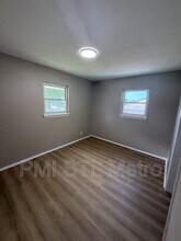 5544 Albia Terrace in Jennings, MO - Building Photo - Building Photo