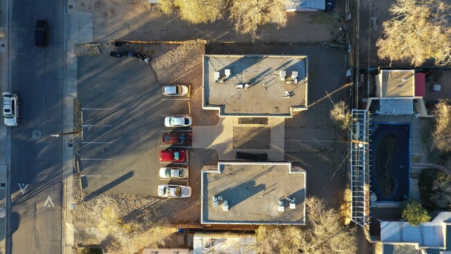 320 Vermont St NE in Albuquerque, NM - Building Photo - Building Photo