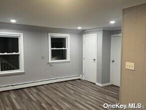 39 Alabama St in Lido Beach, NY - Foto de edificio - Building Photo