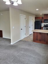 3607-3617 Colton Ln in Salem, OR - Building Photo - Building Photo