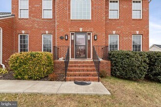 6910 Governors Grant Ln in Fredericksburg, VA - Building Photo - Building Photo