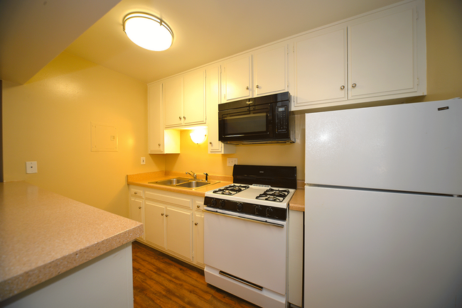 Ponderosa Apartments