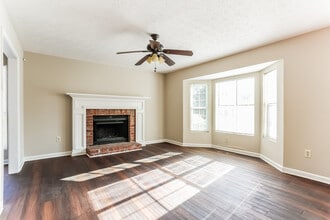 6000 Brookside Ln SE in Mableton, GA - Building Photo - Building Photo
