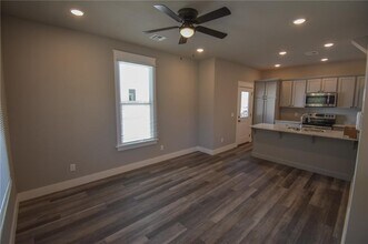 764 S Locust Ave in Fayetteville, AR - Building Photo - Building Photo