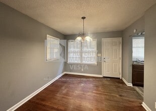 1843 Canterbury Rd in Macon, GA - Building Photo - Building Photo