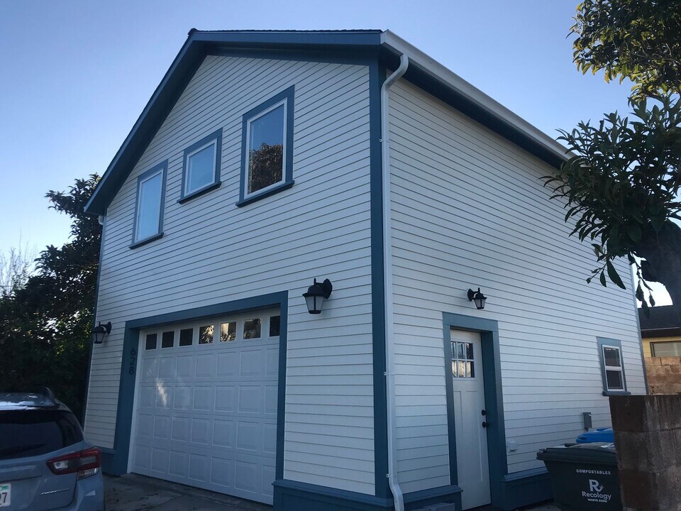 2004 G St in Eureka, CA - Building Photo