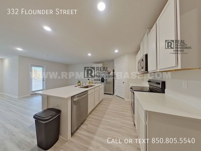 332 Flounder St in Crestview, FL - Building Photo - Building Photo