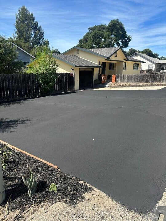 5180 Palma Ave in Atascadero, CA - Building Photo