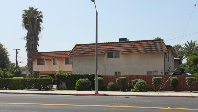 1825-1831 Encino Ave in Monrovia, CA - Building Photo - Building Photo