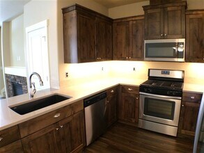 20767 Boulderfield Ave in Bend, OR - Building Photo - Building Photo