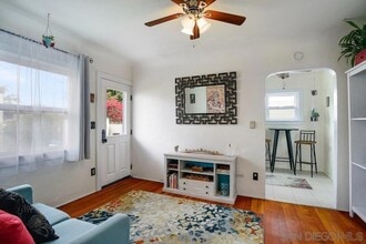 4623 Kensington Dr in San Diego, CA - Building Photo - Building Photo