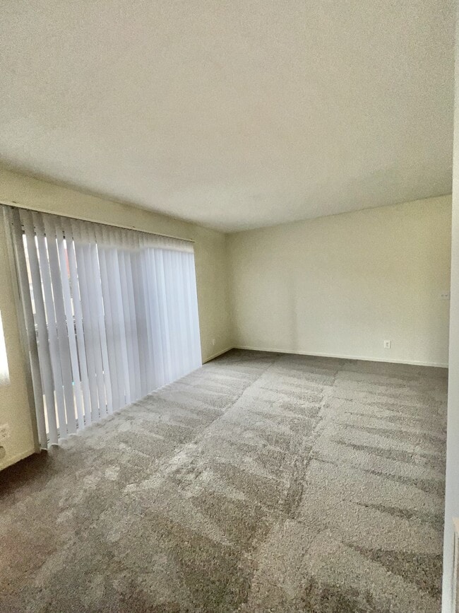 Alpine Terrace Apartments in Canoga Park, CA - Building Photo - Building Photo