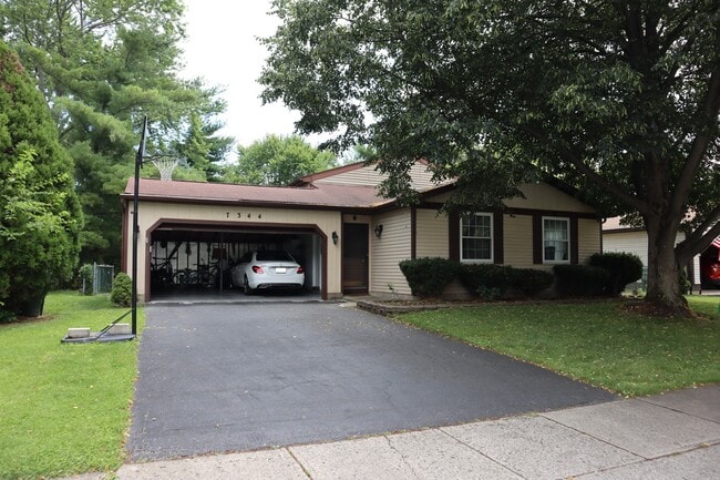 7344 San Bonita Dr in Columbus, OH - Building Photo - Building Photo