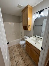 112 S Madison Ave in McGregor, TX - Building Photo - Building Photo