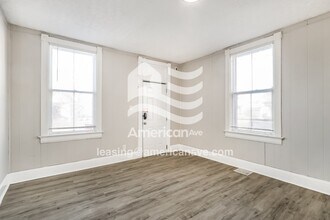 6104 Chestnut St in Cincinnati, OH - Building Photo - Building Photo