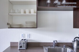 3920 Stone Way N, Unit SI FL3-ID640 in Seattle, WA - Foto de edificio - Building Photo