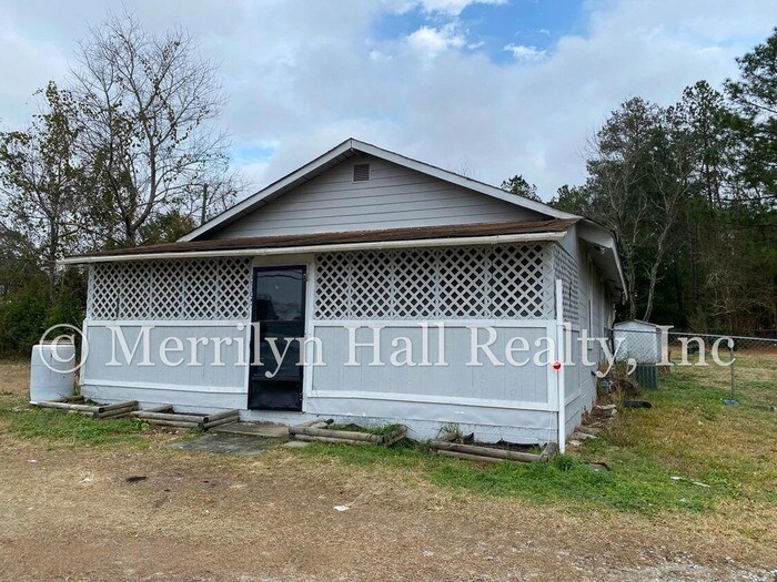 3105 Fish Hatchery Rd in Gaston, SC - Building Photo