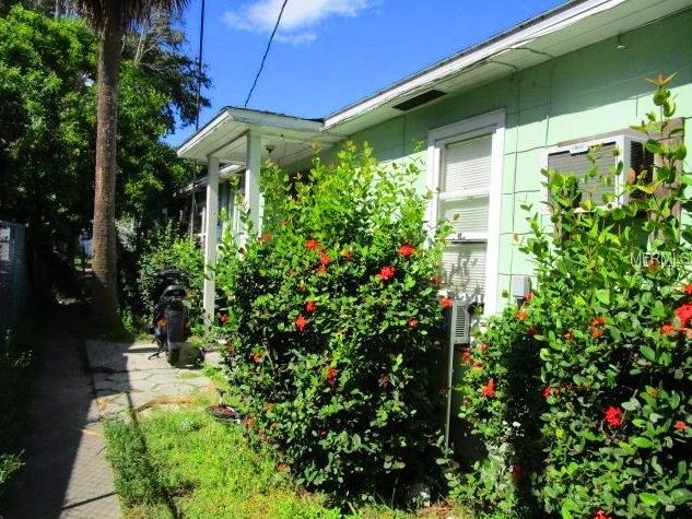 1729 6th St S in St. Petersburg, FL - Building Photo