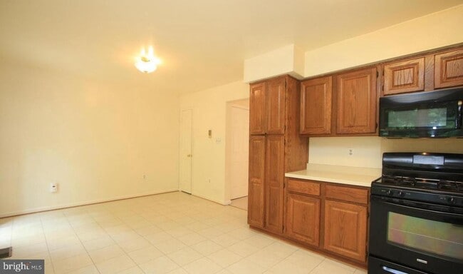property at 6323 Millwood Cir