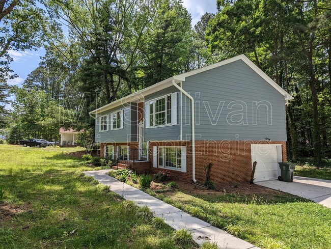 1214 Cedar Creek Dr in Cary, NC - Building Photo - Building Photo