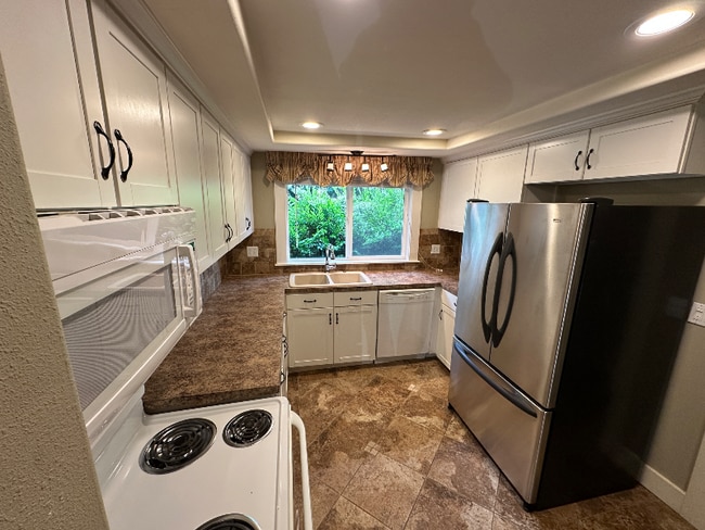 property at 2732 SE 101st Ave