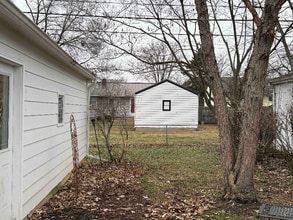320 Rosslyn Ave in Columbus, OH - Foto de edificio - Building Photo