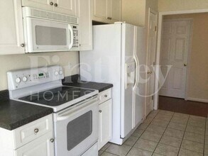 417 Waterford Dr in Calera, AL - Building Photo - Building Photo