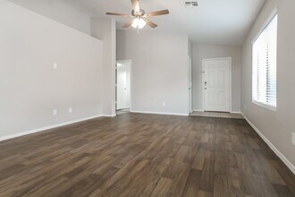 13722 W Peck Dr in Litchfield Park, AZ - Building Photo - Building Photo