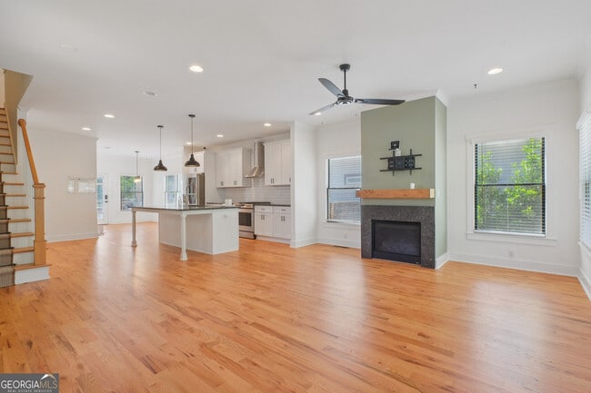 870 Westmont Rd SW in Atlanta, GA - Building Photo - Building Photo