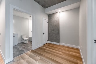 The Greystone in Hamilton, ON - Building Photo - Interior Photo