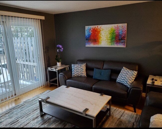 39 Dale Ave Rentals in Johnston, RI