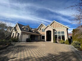 5191 Calderwood Crescent in Richmond, BC - Building Photo