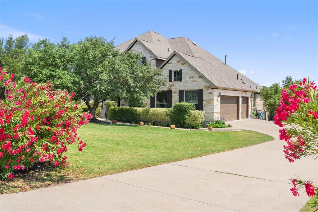 21909 Esmeralda Dr in Spicewood, TX - Building Photo