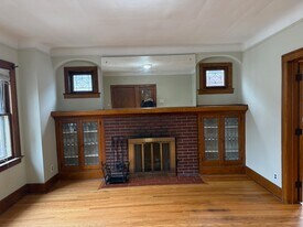 961 Nottingham Rd, Unit 961 Lower in Grosse Pointe Park, MI - Building Photo