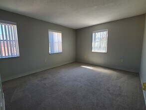 48 Peninsula Pl, Unit 1 in Boston, MA - Building Photo - Building Photo