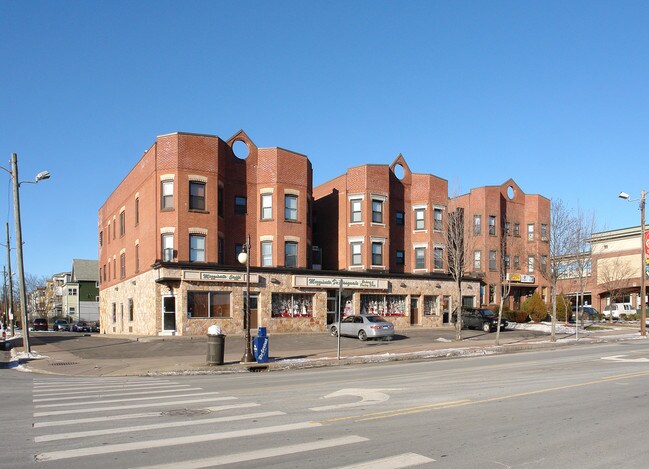 321-329 Franklin Ave
