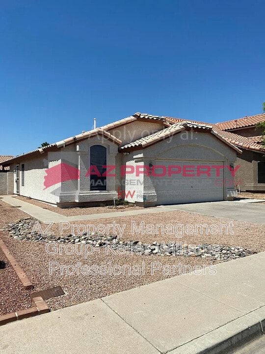 12725 W Palm Ln in Avondale, AZ - Building Photo