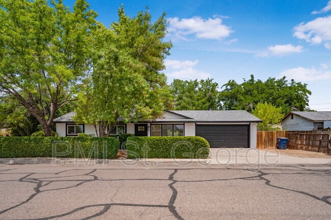 1098 N 1900 W in Saint George, UT - Building Photo - Building Photo