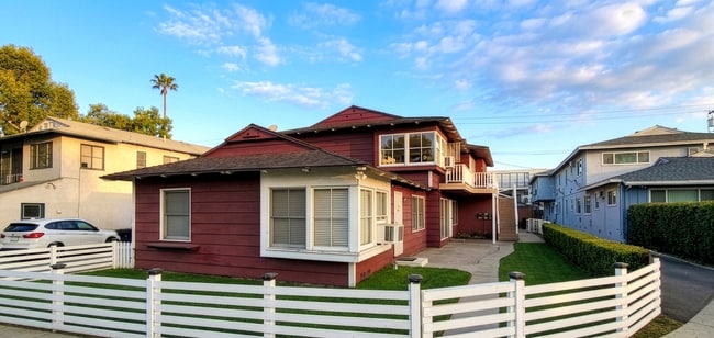 5313 Radford Ave, Unit 5313