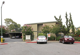 Park Taylor in Mountain View, CA - Building Photo - Building Photo