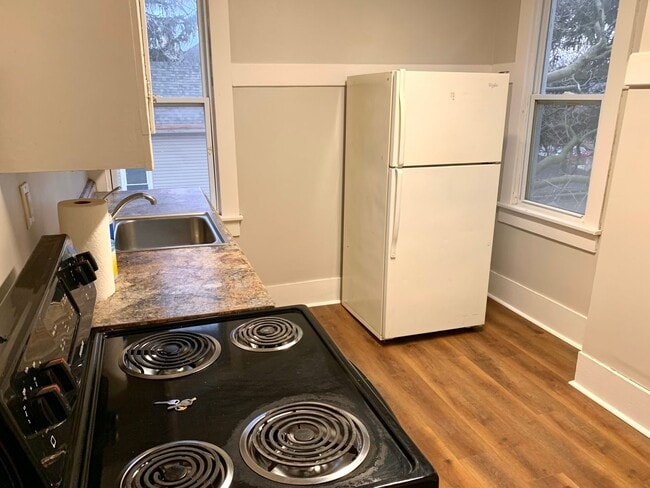 385 E Perry St in Tiffin, OH - Building Photo - Building Photo