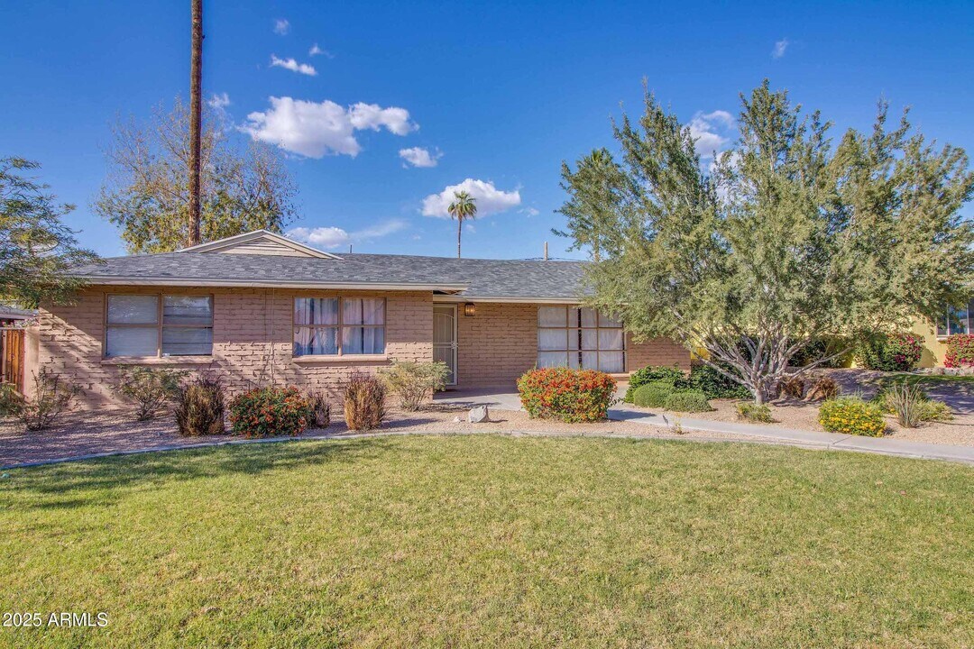1714 E Maryland Ave in Phoenix, AZ - Building Photo