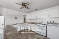 5911 Muldrow Rd photo'