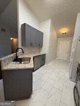 1695 Racquet Club Dr NW in Lawrenceville, GA - Building Photo - Building Photo