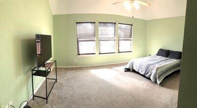 106 Stony Point Ct in Clute, TX - Building Photo - Building Photo