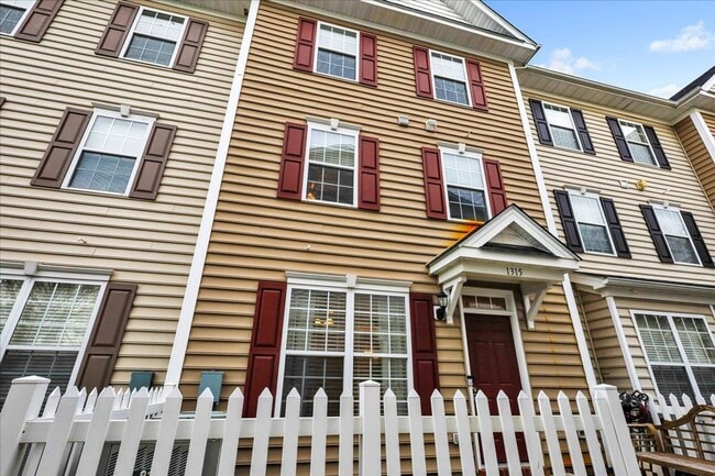 1315 Teton Cir in Suffolk, VA - Building Photo - Building Photo