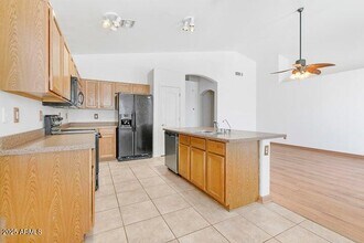 4655 E Mountain Vista Dr in Phoenix, AZ - Building Photo - Building Photo