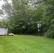 300 Bantam Lake Rd in Morris, CT - Building Photo - Building Photo