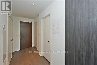 70 Temperance St in Toronto, ON - Building Photo - Building Photo